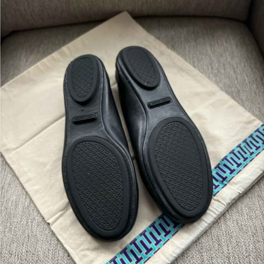Tory Burch Black Women's Flats with Logo Detail - Picture 4 of 4